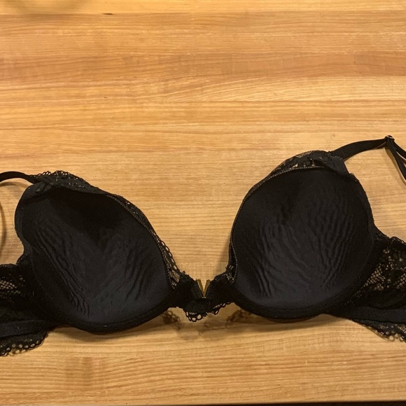 Black Victoria’s Secret Bralette - Picture 2 of 6